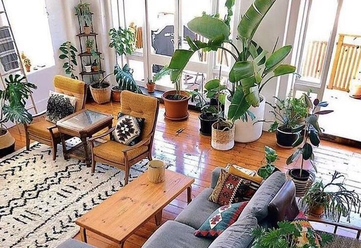 标普创新高迎“八月魔咒”! 暗流涌动 夏末需谨慎对冲