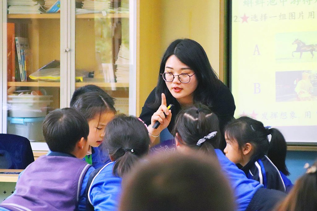 崔东树：2025年1-6月中国汽车出口348万辆  新能源汽车占比41%