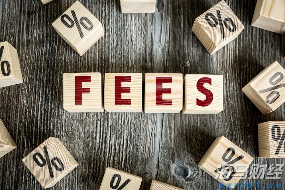 财报季来临：奢侈品股分化严重，Burberry表现突显LVMH压力