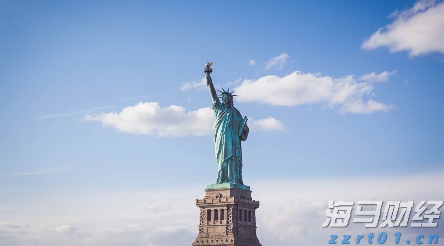 桂平市:引水灌溉润农田 全力抗旱保春耕