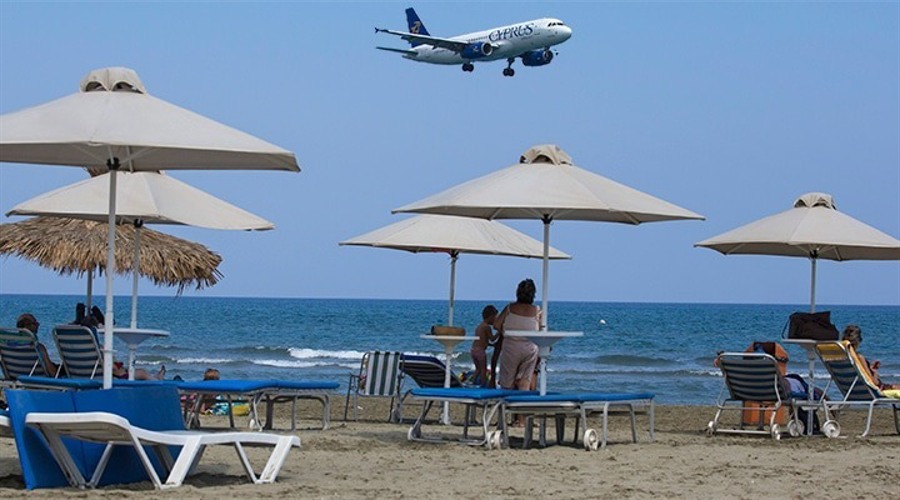 政治风波中销量逆势增长24%!挪威车主用钱包支持特斯拉(TSLA.US)