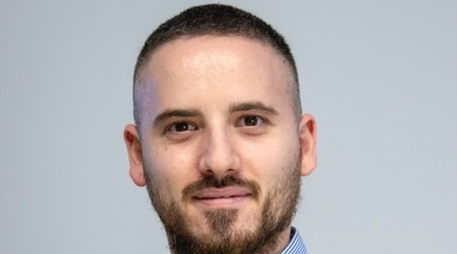 将内部工作PPT外包第三方制作,一地被通报