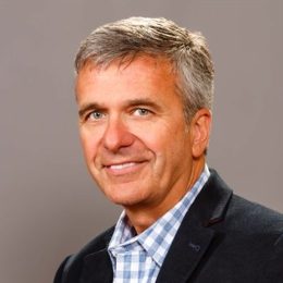 在AI与量子计算光环下，IBM(IBM.US)未能交出理想业绩，市场从“科技狂热”回归理智