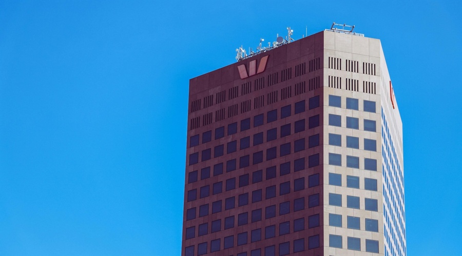 苹果(AAPL.US)Q3营收增速创三年来新高，中国市场回暖助力销售